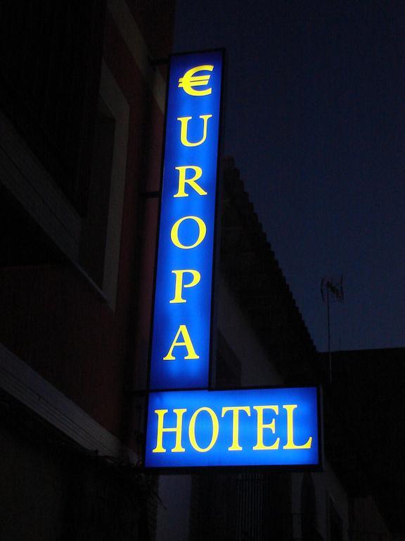 Hotel Europa Villacanas Bagian luar foto